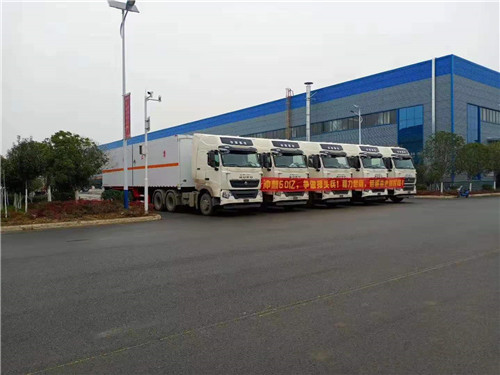 12.4米雜項危險物品廂式運輸半挂車批量發車瞭