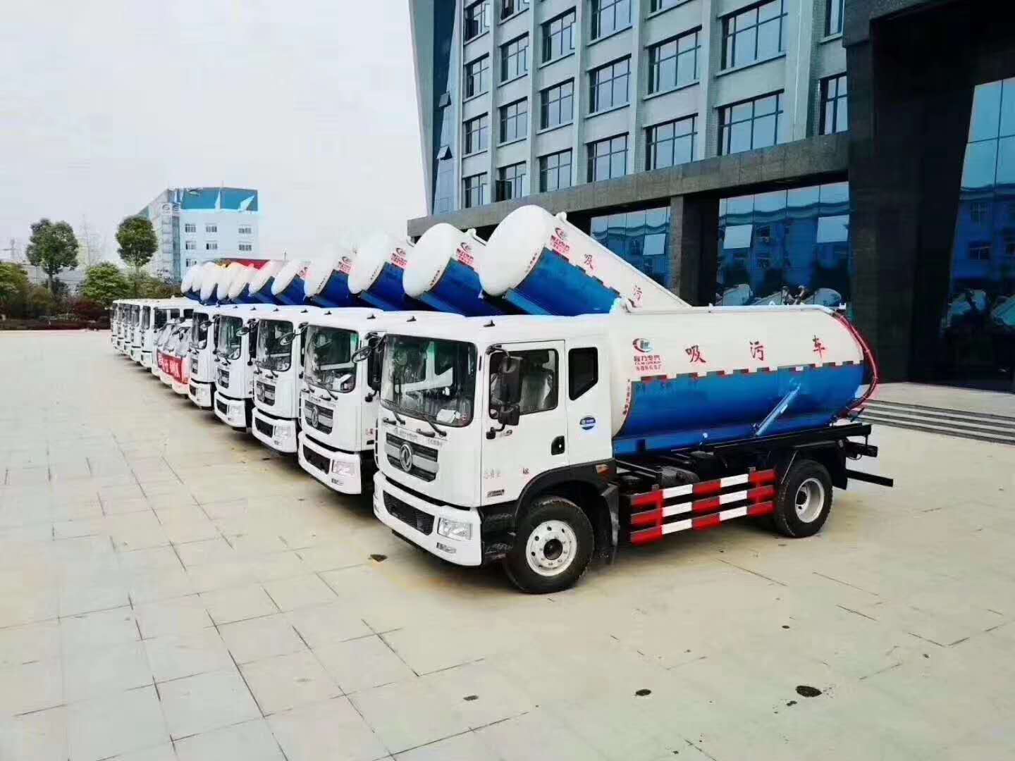 國六吸污車、吸糞車