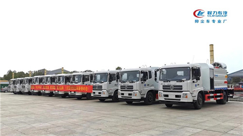 程力集團彰顯大企風範，八天交付45台東風天錦抑塵車出口阿聯酋！