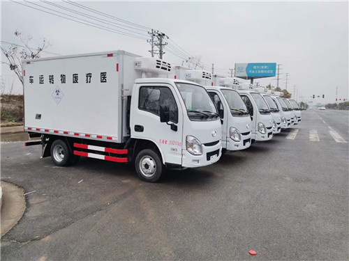 13台躍進小福星‬‬​S70醫廢‭‮運轉‬‬車批量發車