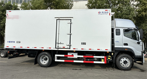 1690189142102673.jpg 福田歐航高頂雙卧冷藏車 (2).jpg