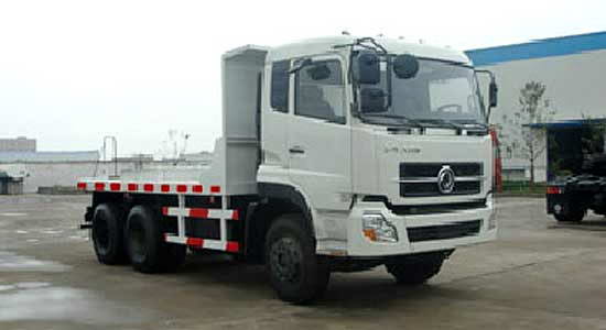 東風天龍後雙橋平闆運輸車