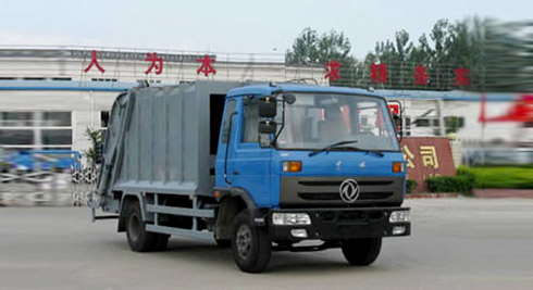 東風145壓縮式垃圾車
