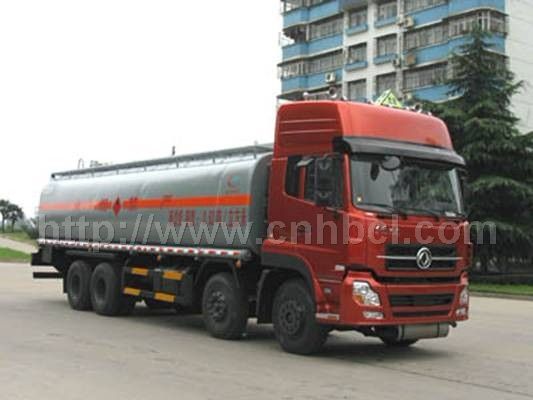 東風天龍前四後八CLW5310GRYD4型易燃液體罐式運輸車