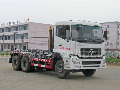 東風天龍後雙橋勾臂式垃圾車